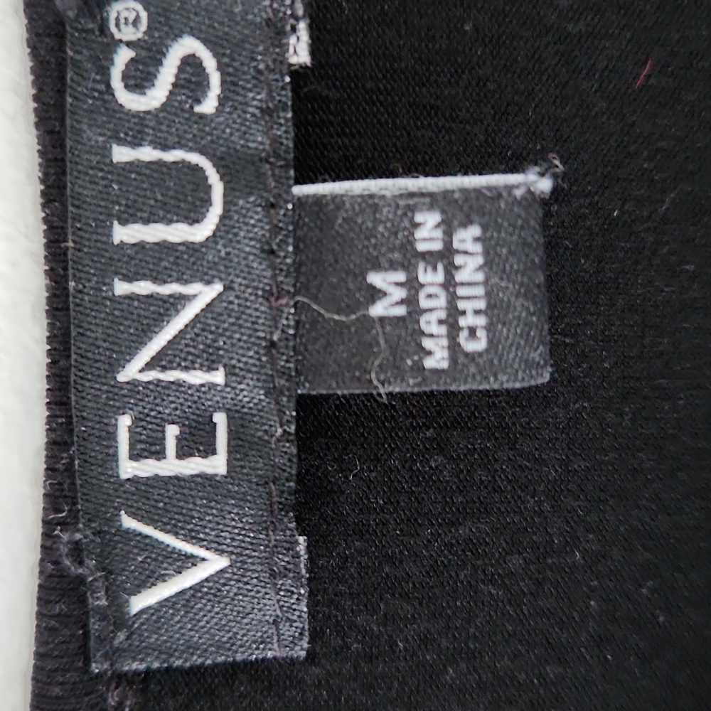 Venus Black & Red Lace Front Top - Picture 3 of 4
